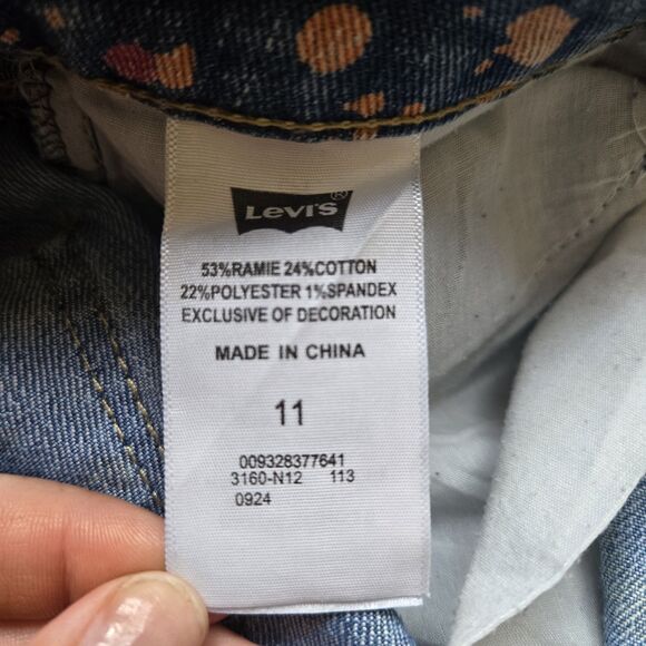 Levi's Jean Shorts Bermuda Size 11 Paint Splatter Embroidered Pockets Grunge Y2K - Picture 7 of 7